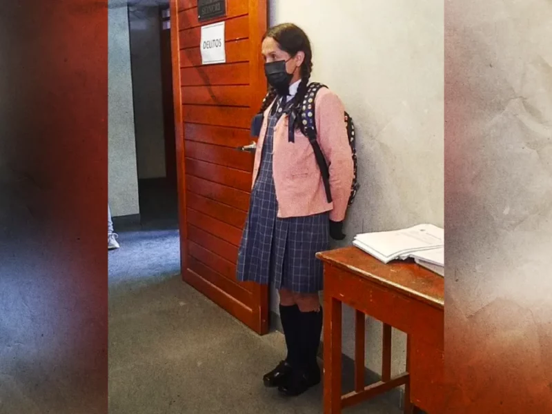 Acosador de niñas en Perú se disfrazaba de alumna para grabarlas en el baño de la escuela,