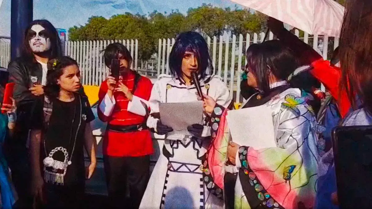 Otakus y cosplayers protestan en Galerías Pachuca.