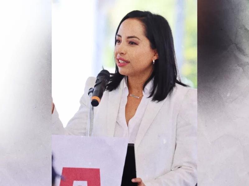 Se desatan críticas contra Susana Ángeles, alcaldesa de Tizayuca, por viaje a Singapur.