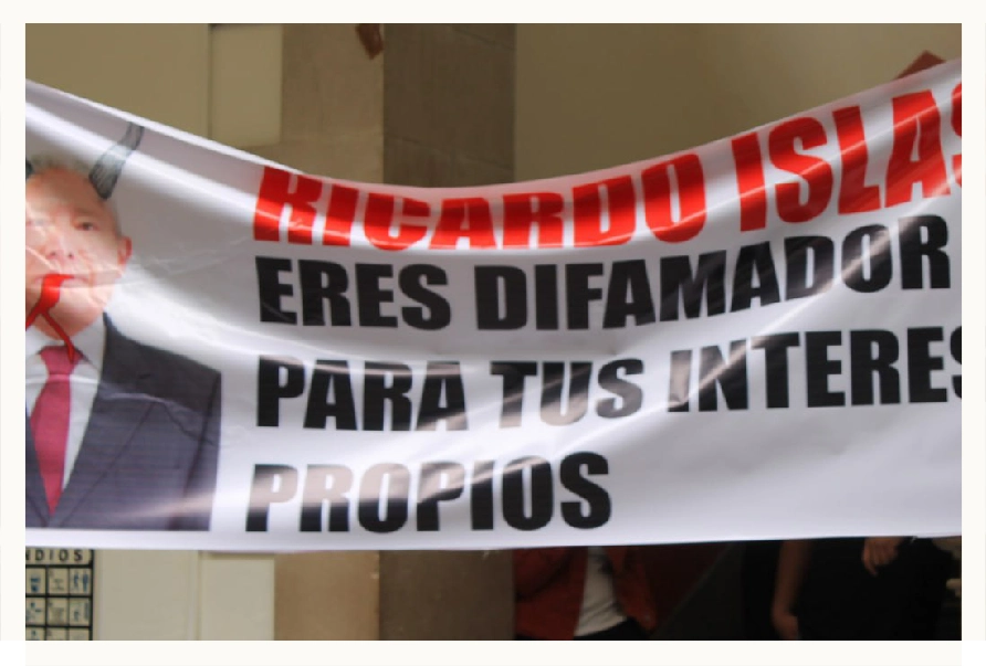 Carne contaminada: protestan contra regidor denunciante en Pachuca.