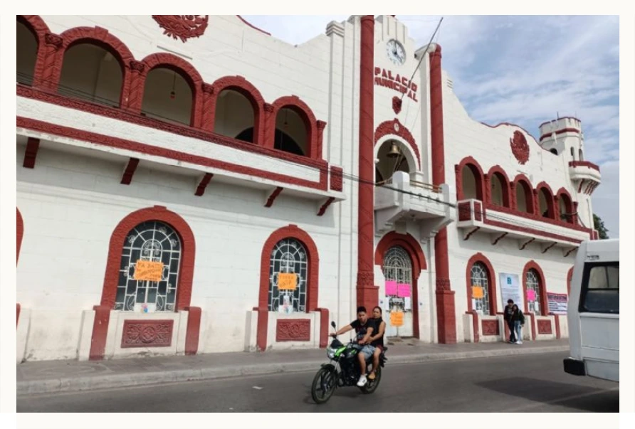 Tras 10 días de protestas, liberan Ayuntamiento de Francisco I Madero en Hidalgo.