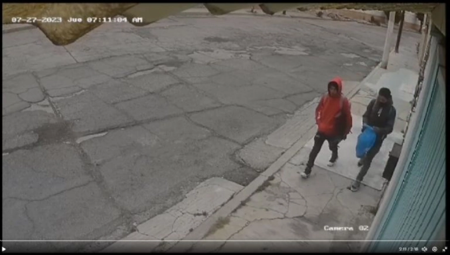 ¡Increíble! Captan en video robo a casa habitación en Pachuca.