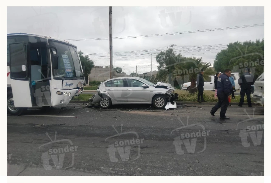 Accidente junto a la carretera México-Pachuca.
