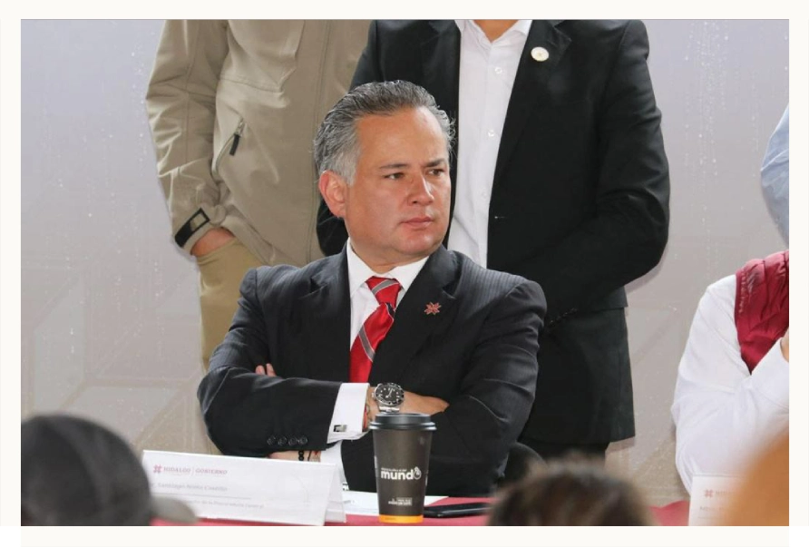 Santiago Nieto durante la mesa de acercamiento en Progreso de Obregón.