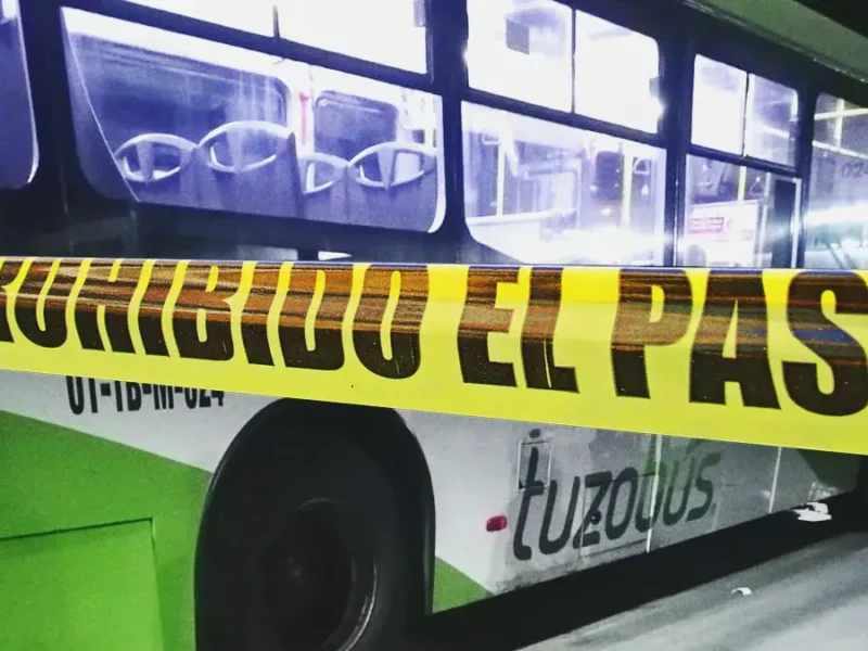 Chofer de Tuzobús es apuñalado frente a Central de Autobuses en Pachuca