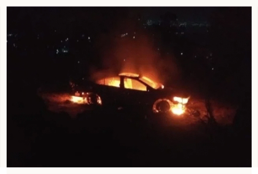 Encuentran auto en llamas con dos cadáveres en Cuautepec de Hinojosa