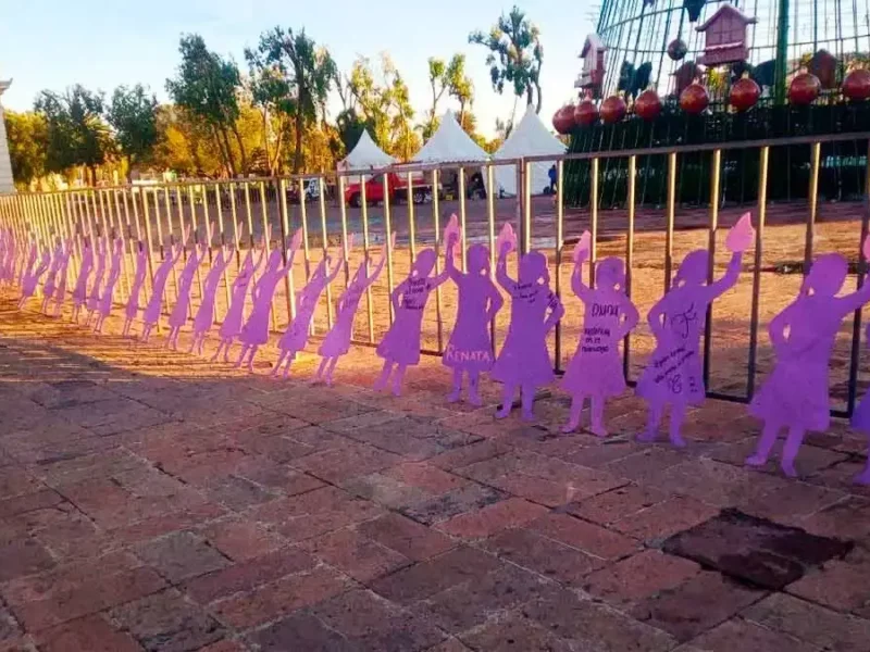 Colocan “Antimonumenta” en memoria de las víctimas de violencia de género en Hidalgo