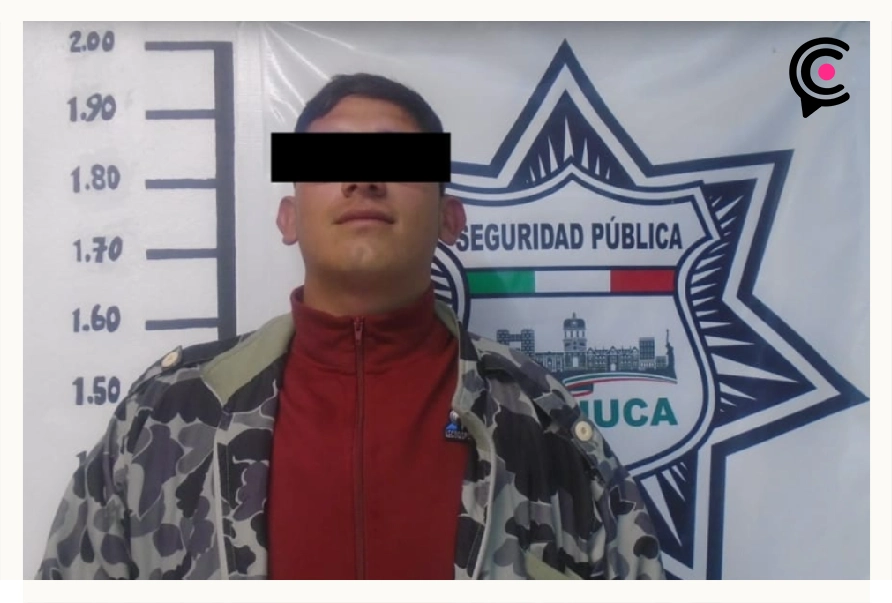 Detienen a presunto narcomenudista en Plaza Independencia, Pachuca