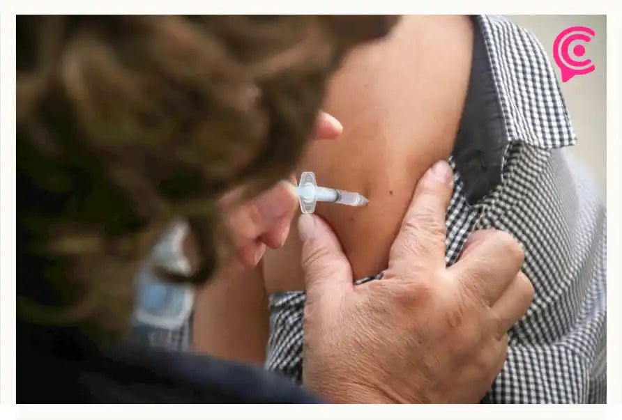 Evita enfermedades respiratorias; ve por tu vacuna contra COVID-19 e influenza en Hidalgo