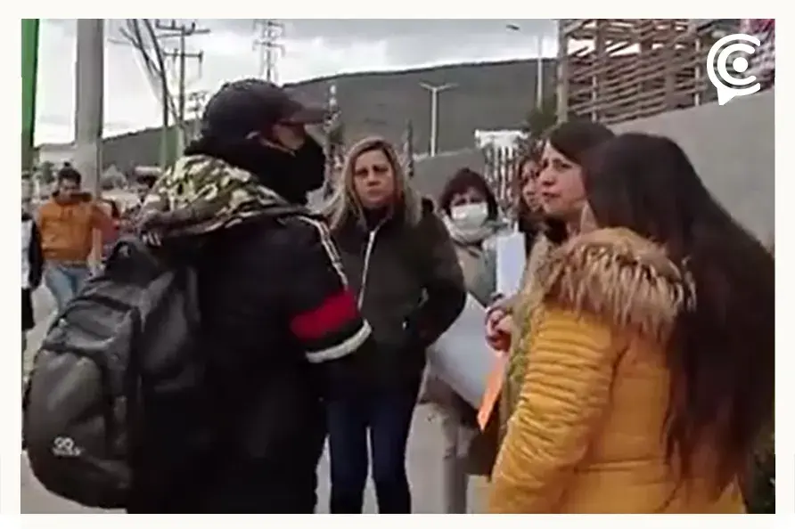 Madres protestan en delegación del IMSS contra cierre de guardería en Pachuca