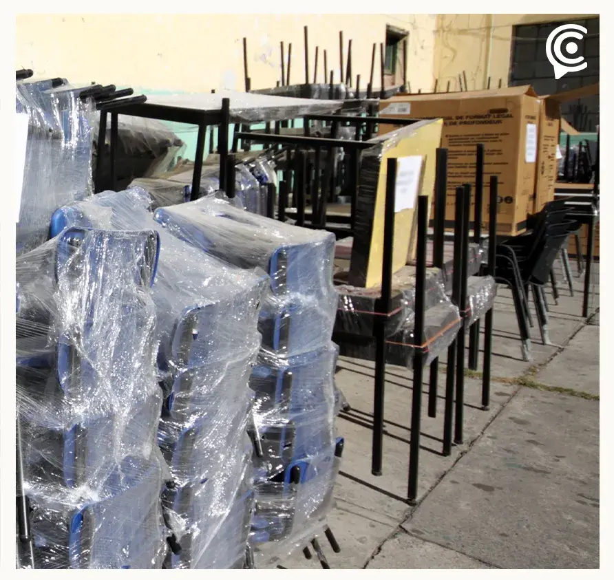 A dos años del desbordamiento del Río Tula, entregan mobiliario a escuelas afectadas