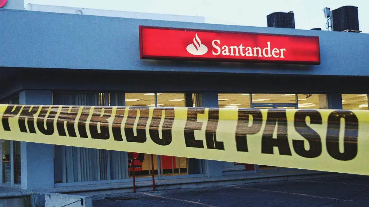 Asaltan a mujer en banco Santander de Pachuca; le roban 135 mil pesos