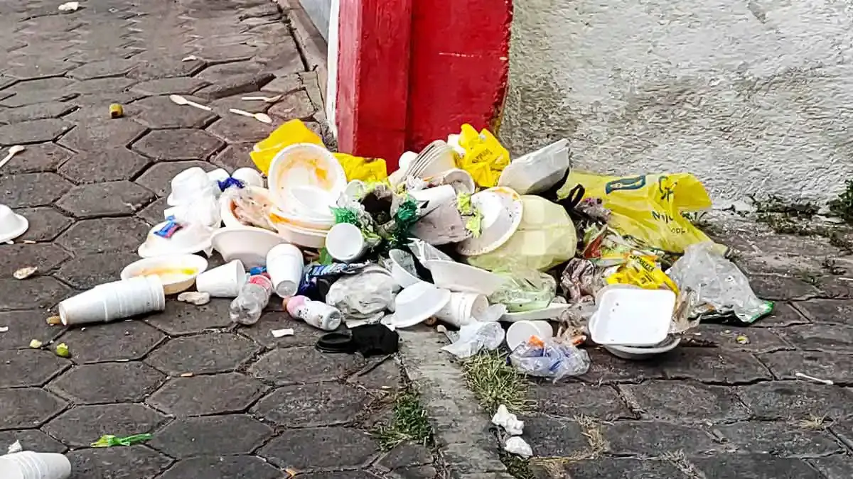 Pese a problemas de recolección, Ayuntamiento de Pachuca endurece operativos por tirar basura en la calle