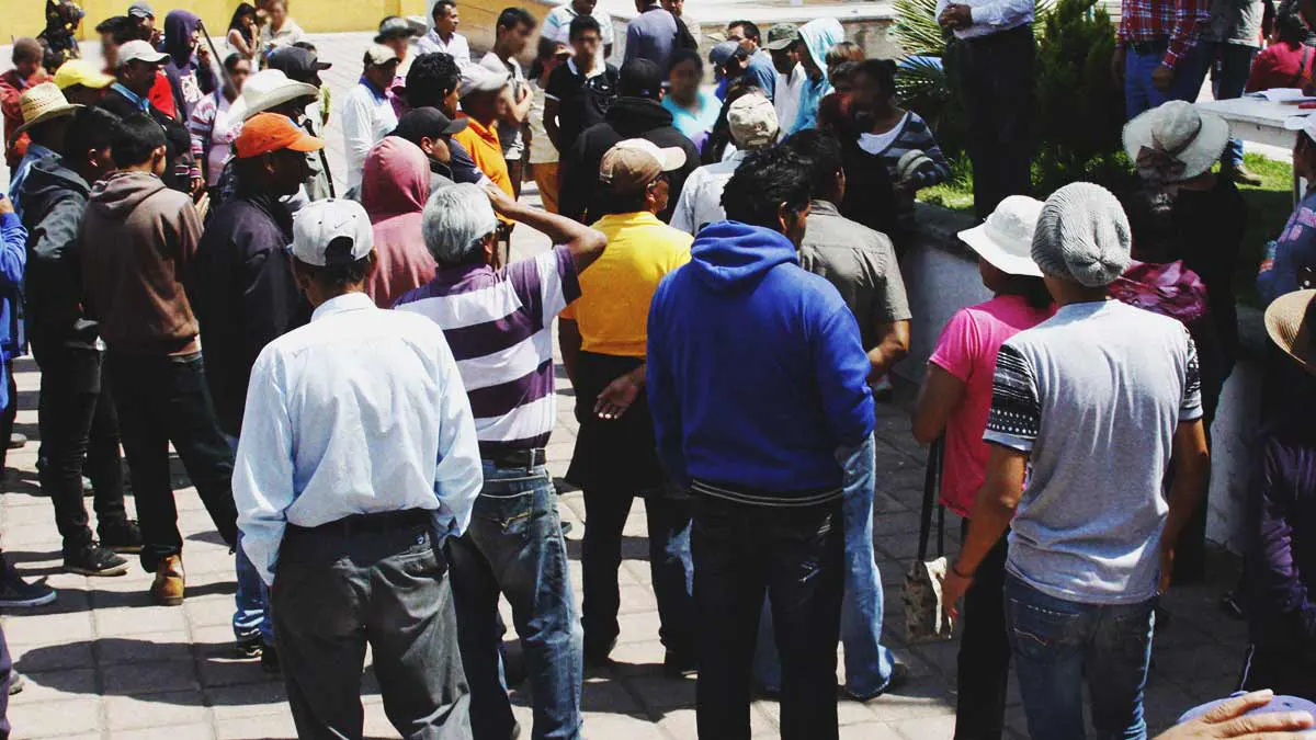 Policías evitan linchamiento de presuntos ladrones en Tlahuelilpan, Hidalgo.
