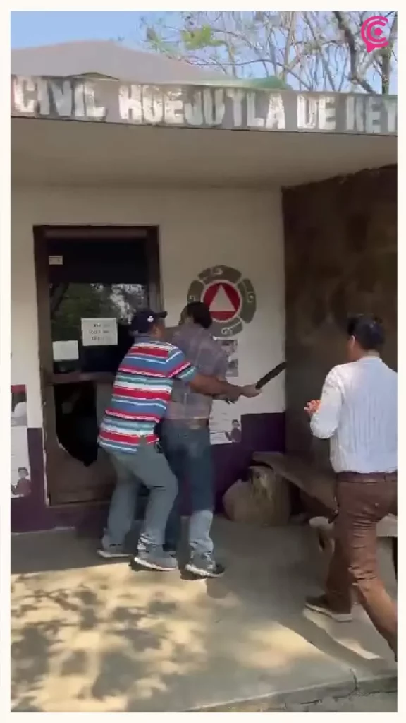 Director de Protección Civil ataca a trabajador por no apoyar a Morena en Huejutla