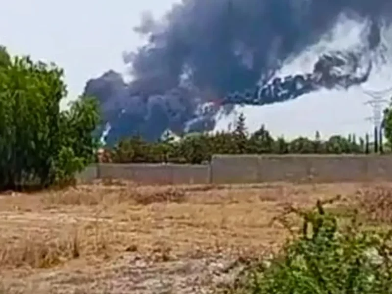 Falla en suministro eléctrico de Refinería de Tula provoca columna de humo que alarma a población