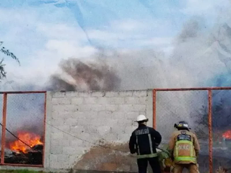 Se registra incendio en la Escuela Hijos del Ejército de Pachuca 