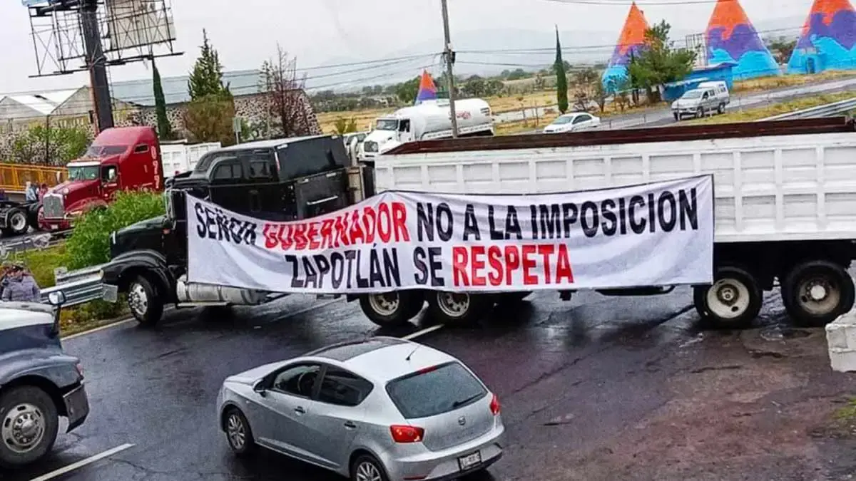 Bloquean la carretera México-Pachuca contra el triunfo de Morena en Zapotlán