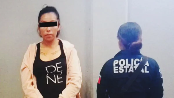 Detienen a mujer por narcomenudeo en Ixmiquilpan; llevaba 500 dosis de drogas  