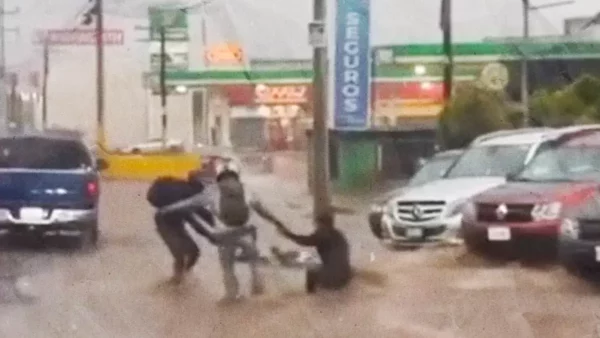 Fuertes lluvias en Tulancingo arrastran a dos personas por varios metros