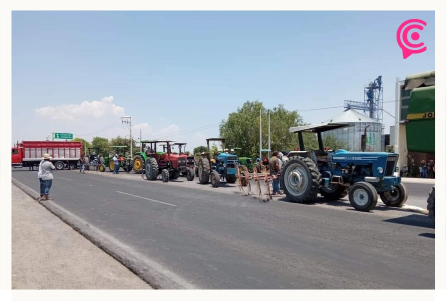 Habitantes de Tolcayuca bloquearon autopista México-Pachuca; exigen obras de mejoramiento de drenaje 